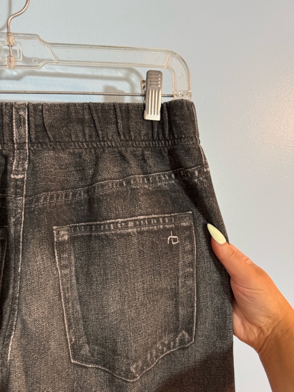 Rag & Bone XS Black Wash Sweatpant-Style Jeans – Scrunched Hem size XS - Picture 7 of 7